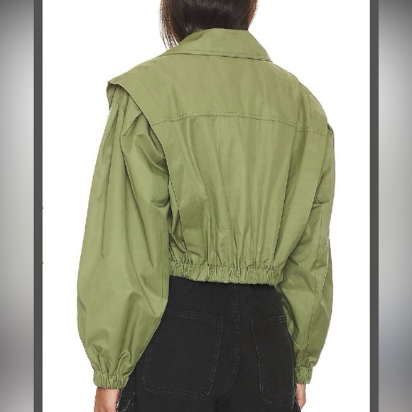 NWOT Free People Looking Glass Cropped Trench Coat in Loden Green/Army - Picture 4 of 11